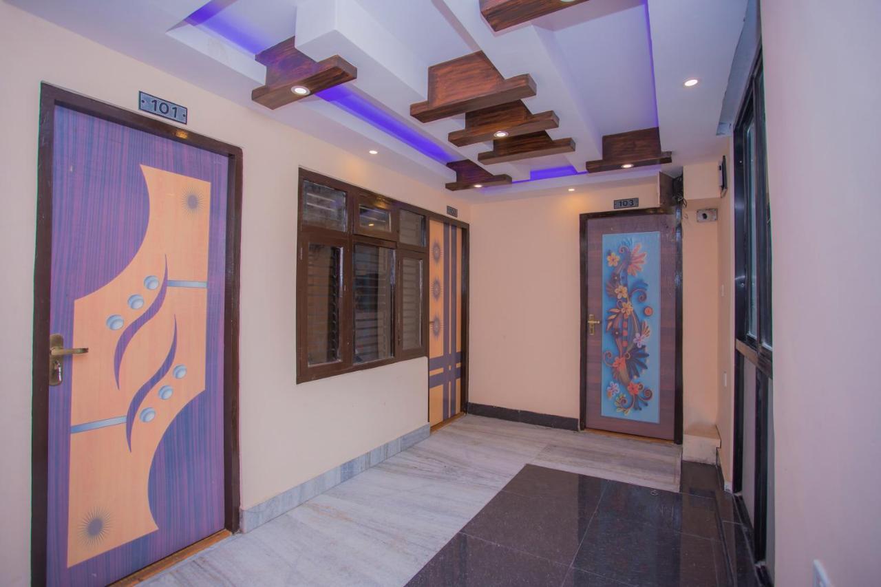 Oyo Hotel Antique Kutty Kathmandu Exterior photo