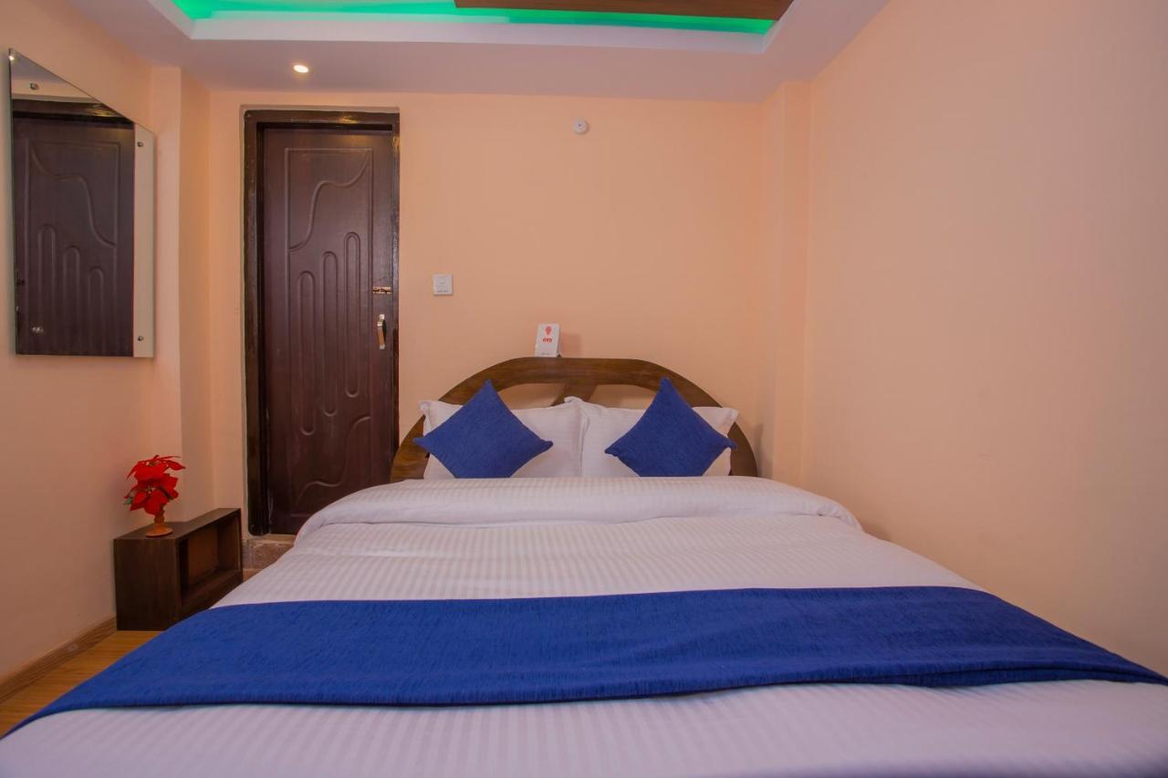 Oyo Hotel Antique Kutty Kathmandu Exterior photo